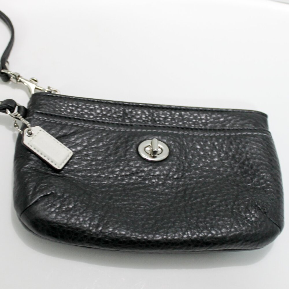 Coach Park Black Pebble Leather Turnlock Wristlet - Vintage Style F49472